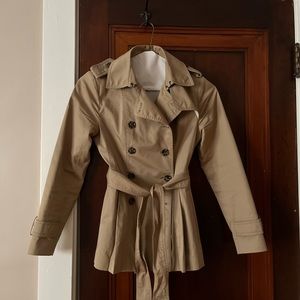 Banana Republic 0 Petite Short Trench Coat